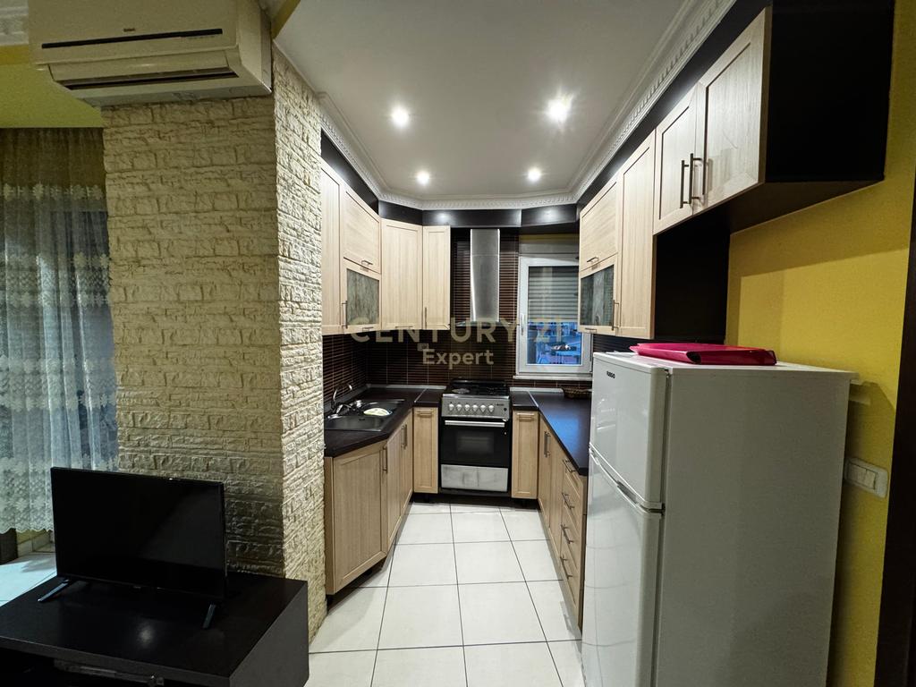 2+1 Apartment For Rent near the Botanical Zoological Garden !!!