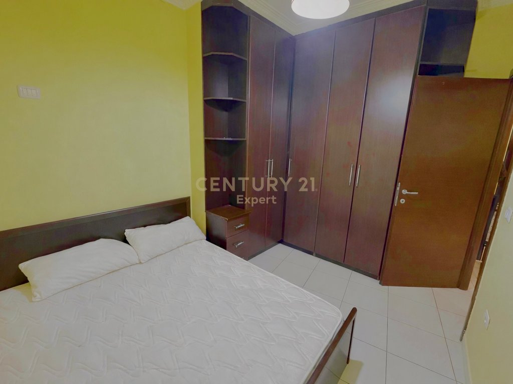 2+1 Apartment For Rent near the Botanical Zoological Garden !!!