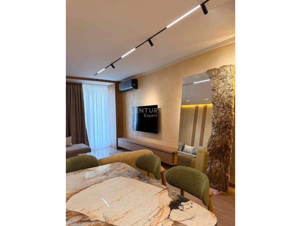 Apartment 2+1+2+PP for Rent at Golden Tower Mine Peza Street, Tirana