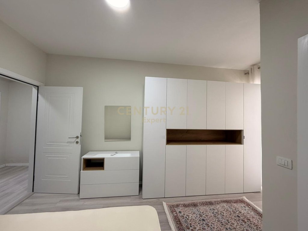 JAPIM APARTMENT 2+1+2 FOR RENT ON DURRES STREET!