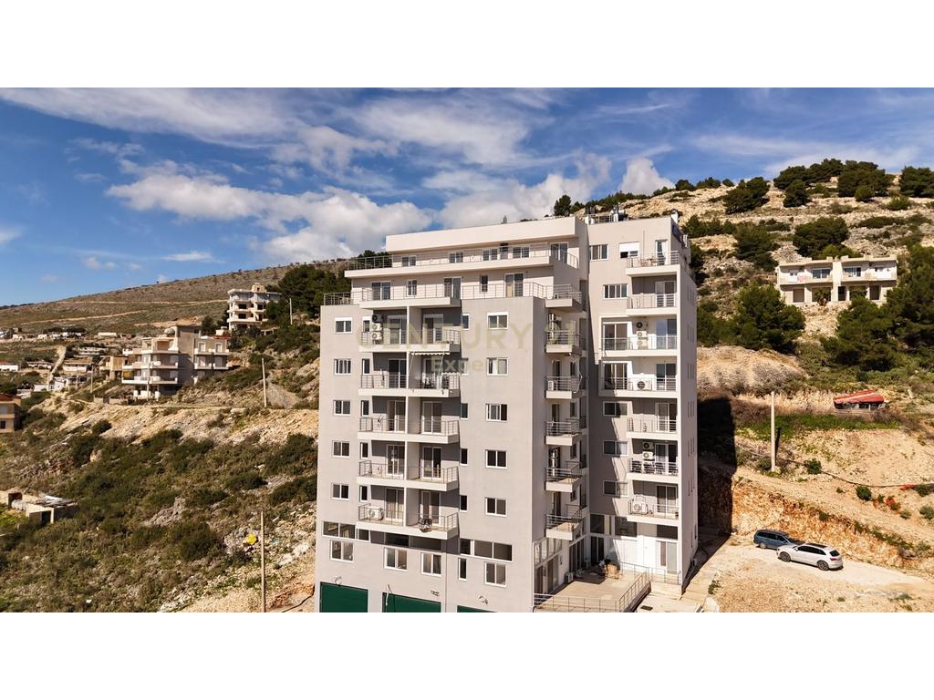 SARANDË, WE ARE SELLING A 1+1 APARTMENT IN LIMIONI PORT
