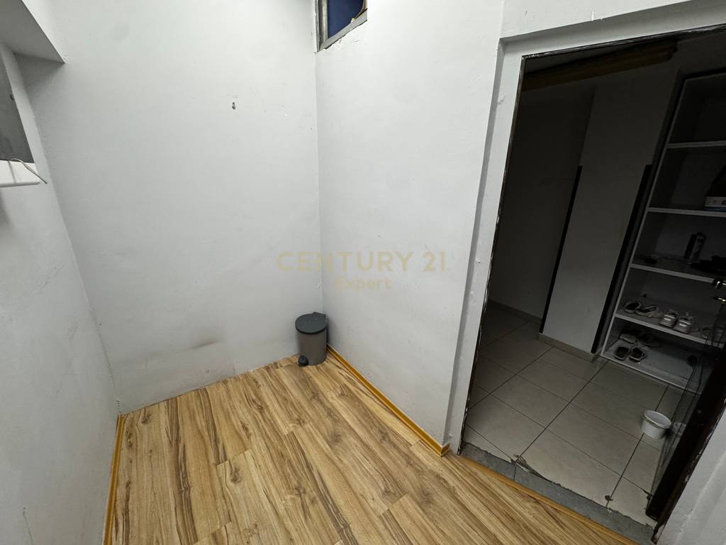 OFFICE / CLINIC SPACE FOR RENT !!!