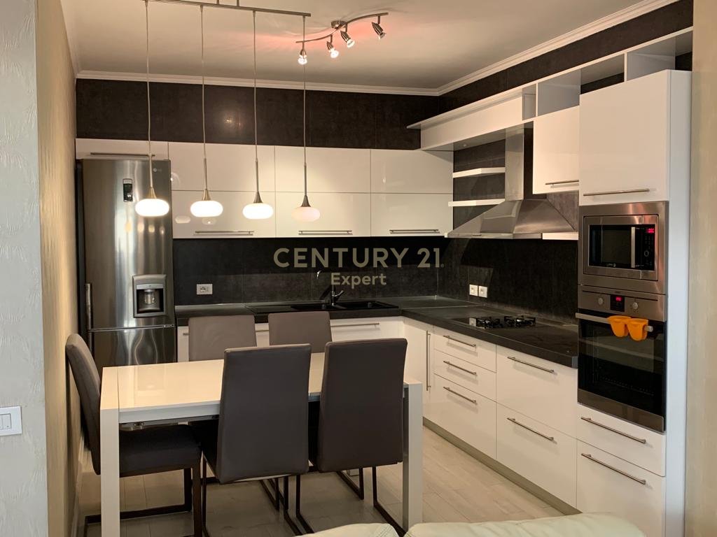 3+1 apartment for rent on Jordan Misja Street, Gener 2 Complex, Tirana