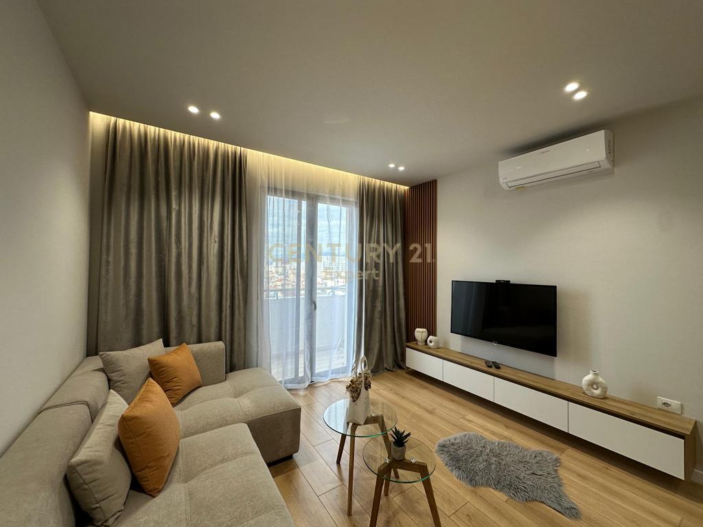 APARTMENT 2+1+2+PARKING NEAR SPAK