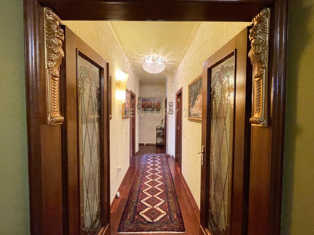 LUXURY APARTMENT 3+1+2 PARKING SPACE FOR RENT NEAR THE GALLERY!!