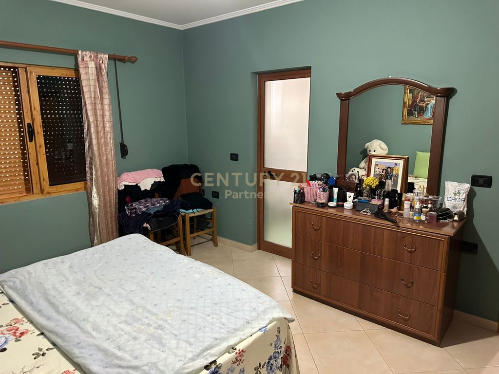APARTMENT 2+1+2 FOR RENT ON GRAMOZ PASHKO STREET