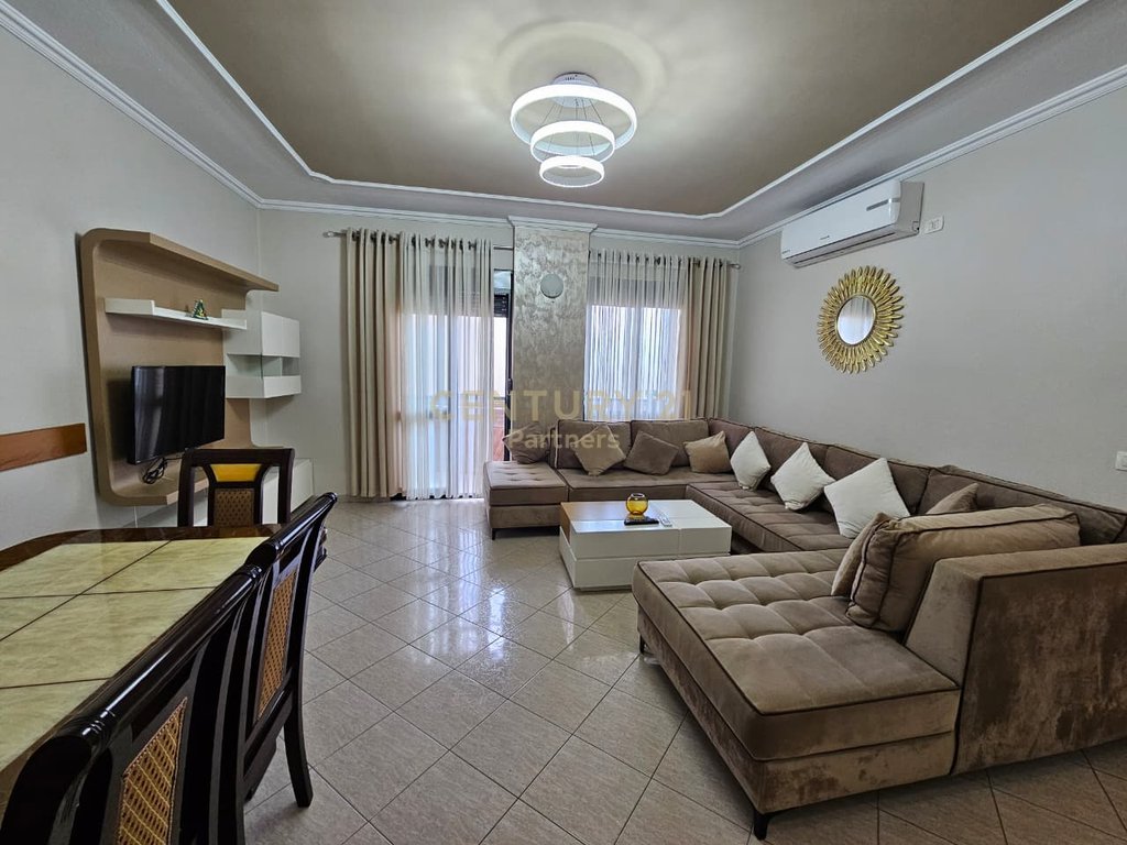 APARTMENT 2+1 FOR RENT – GLOBE, Former Park TIRANA