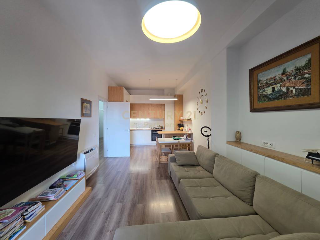 SHESIM APARTMENT 2+1+2 & PARKING SPACE NEAR NEW MARKET