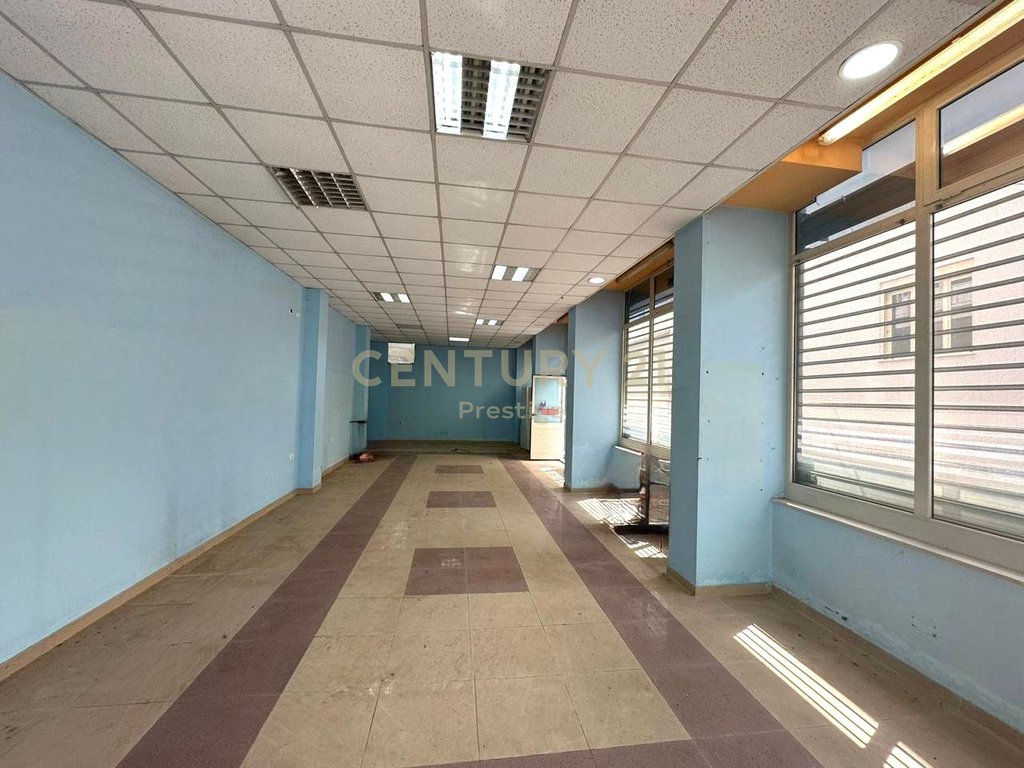 COMMERCIAL SPACE FOR RENT NEAR THE CITY STADIUM OF ELBASAN!