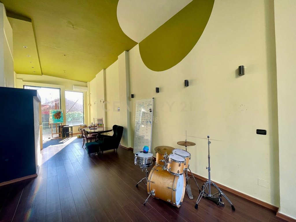 COMMERCIAL SPACE FOR RENT, LOCATED NEAR STUDENT CITY, TIRANA!