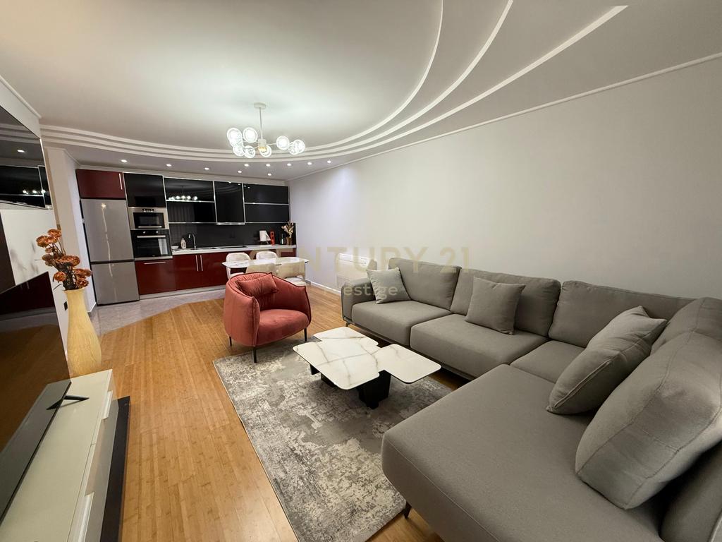 FOR RENT 2+1+2 APARTMENT NEAR THE AMERICAN EMBASSY, TIRANA!