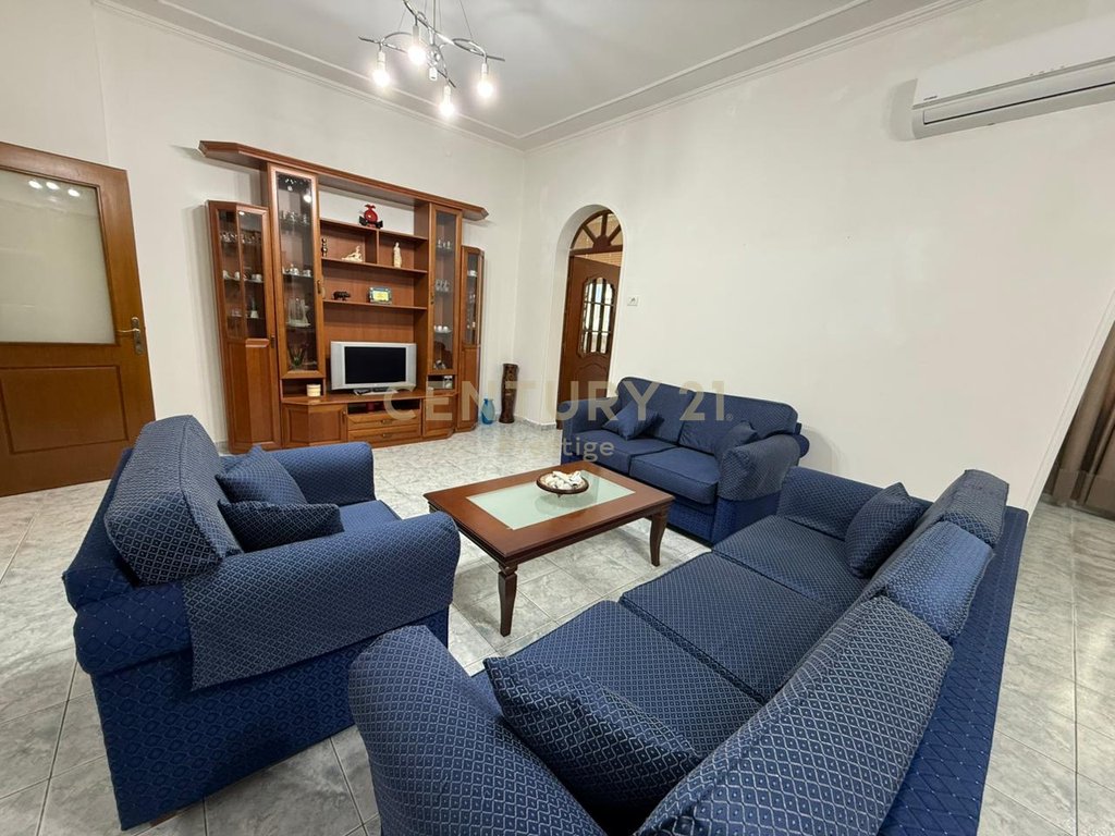 2+1 APARTMENT FOR RENT IN ISH-BLLOKU, TIRANA!