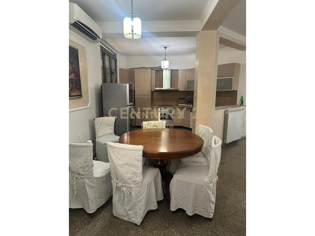 HOUSE FOR RENT FOR OFFICE OR RESIDENCE, NEAR THE ECONOMIC FACULTY, TIRANA!