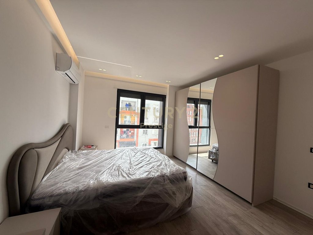 APARTMENT 2+1+2 FOR SALE, NEW BOULEVARD, TIRANA!