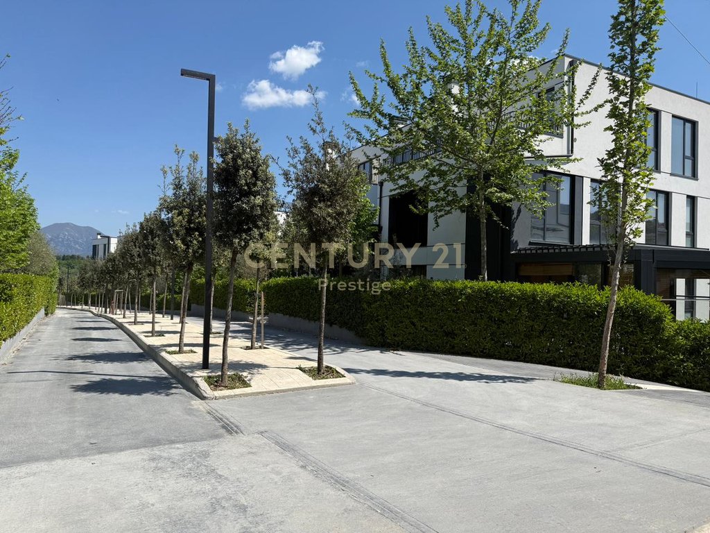 APARTMENT 2+1+2+PARKING SPACE FOR RENT, "FOREST RESIDENCE", DRY LAKE!