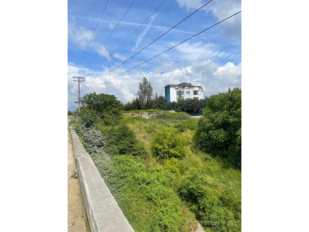 Land for sale in Vaqarr, 1000m2!