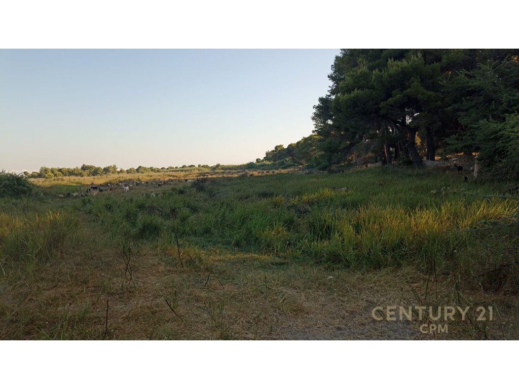 LAND FOR SALE NEAR VLORE AIRPORT!