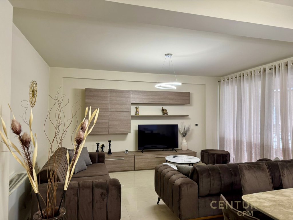 APARTMENT 3+1+PARKING FOR RENT AT THE "NOBIS" COMPLEX, TIRANA LAKE!