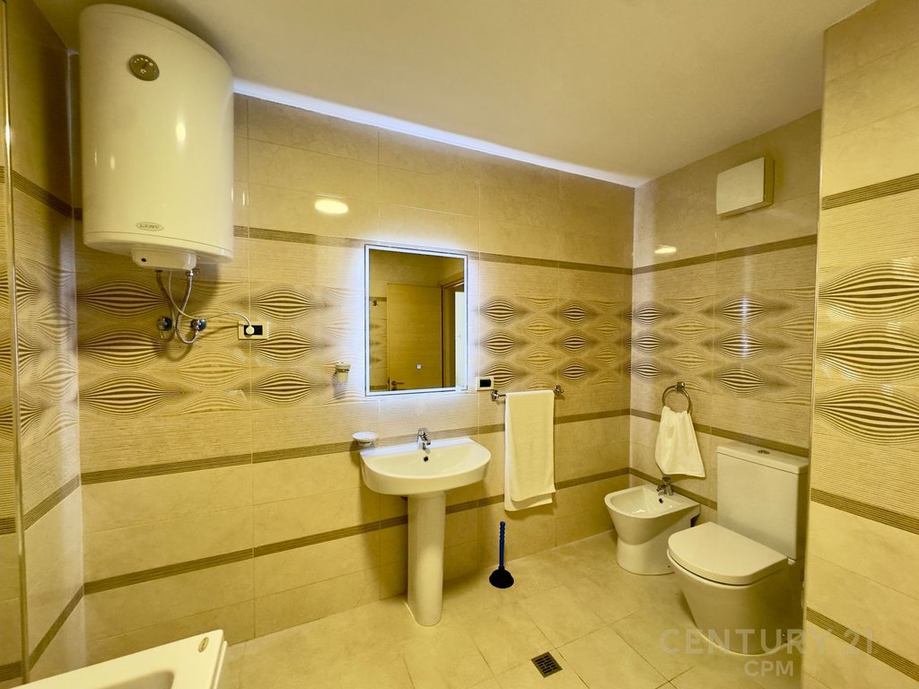 APARTMENT 3+1+PARKING FOR RENT AT THE "NOBIS" COMPLEX, TIRANA LAKE!