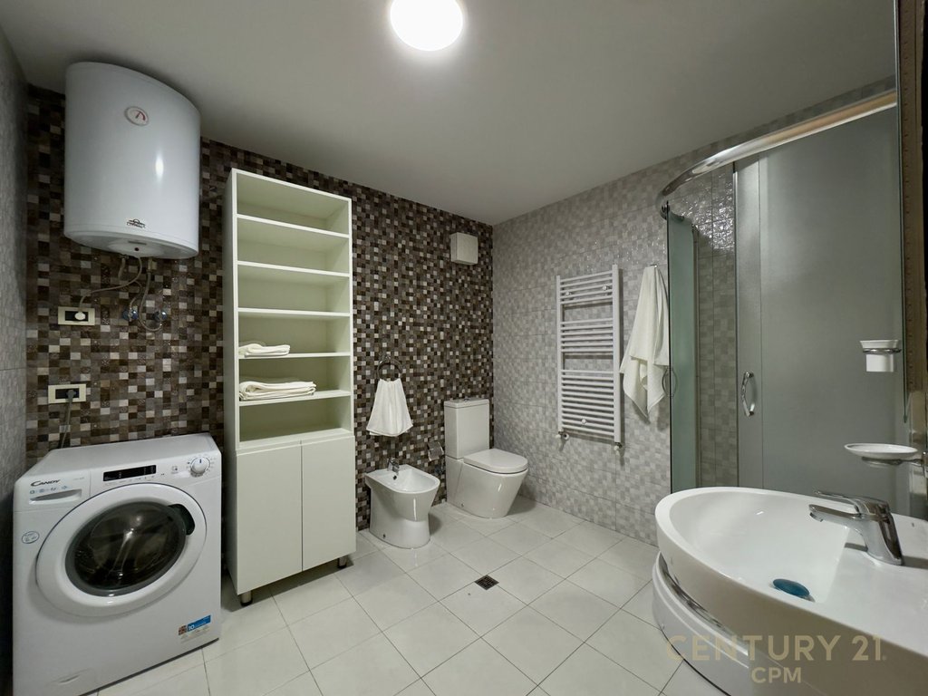 APARTMENT 3+1+PARKING FOR RENT AT THE "NOBIS" COMPLEX, TIRANA LAKE!