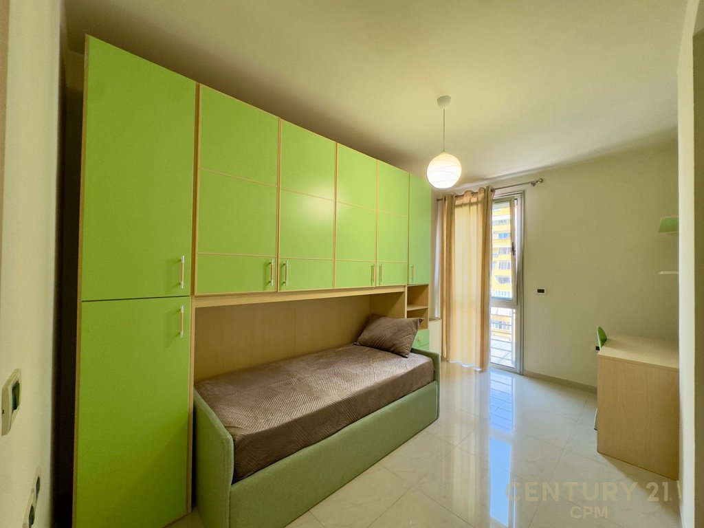 APARTMENT 3+1+PARKING FOR RENT AT THE "NOBIS" COMPLEX, TIRANA LAKE!
