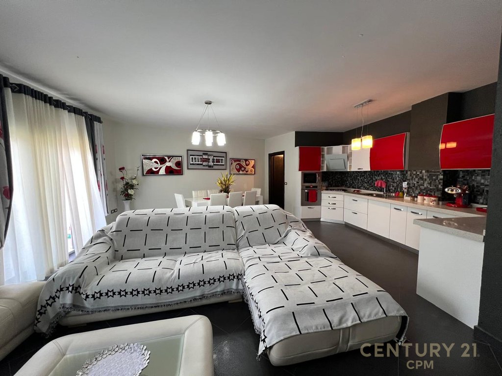 2+1 Apartment for Rent in Fresku, Tirana