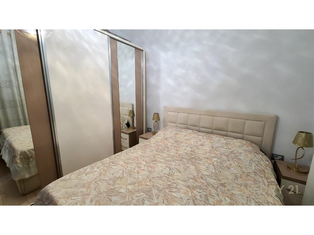 2+1 apartment for rent in the center of Barrikadave street