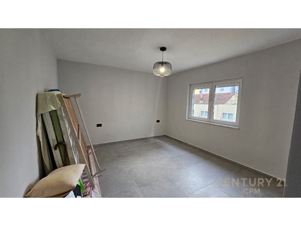 A 3+1 apartment is for rent at New Bazaar, very close to the center of Tirana.