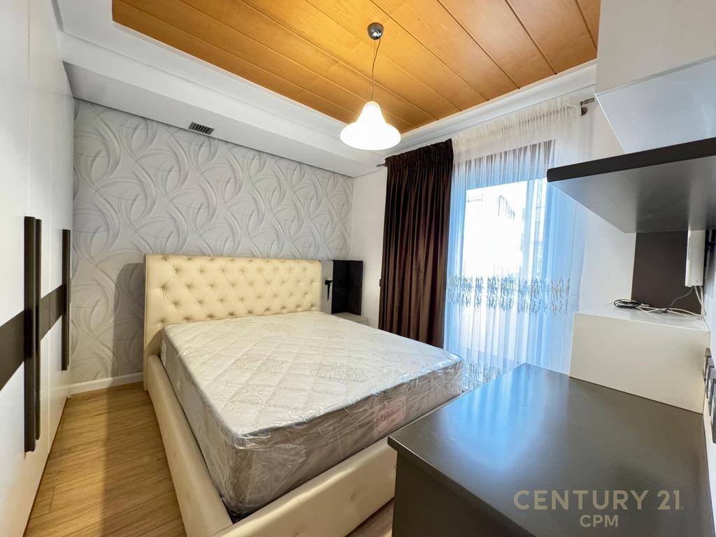 MODERN VILLAS FOR RENT IN COLOMBO 2 RESIDENCE, NEAR TEG, 3+1+3 AND 3 PARKING SPOTS!