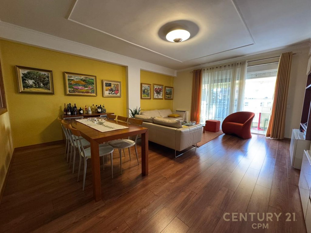 Apartment 2+1+2 For Rent in Ish Bllok