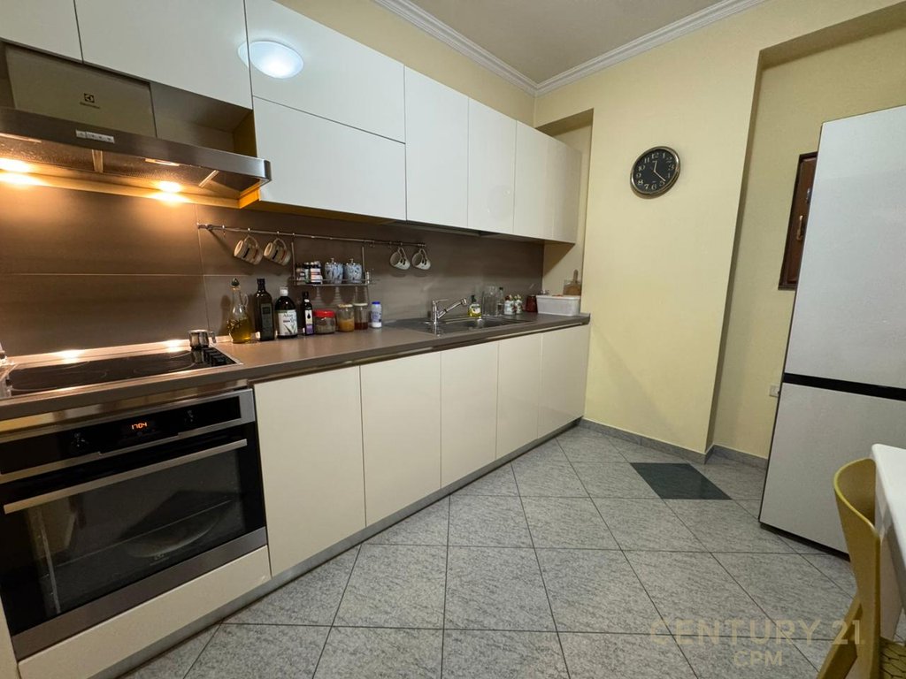 Apartment 2+1+2 For Rent in Ish Bllok