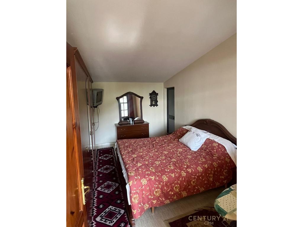 TRADITIONAL VILLA FOR RENT – PETRELË