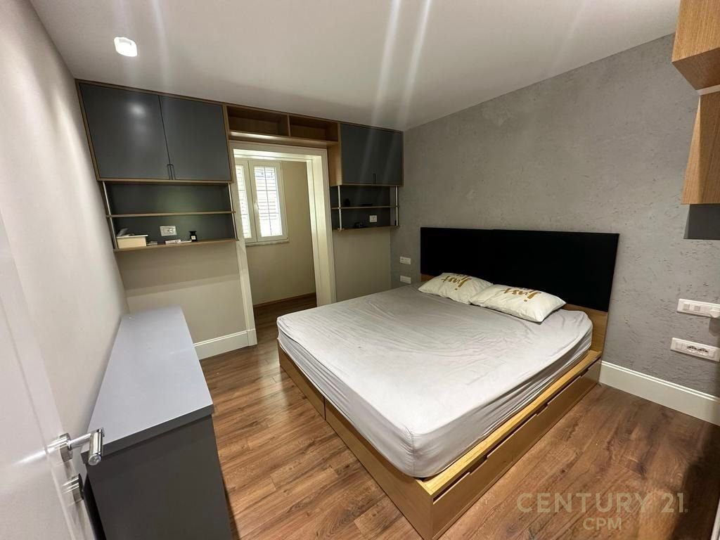 1+1 Apartment for Rent – Heart of the Block, Tirana