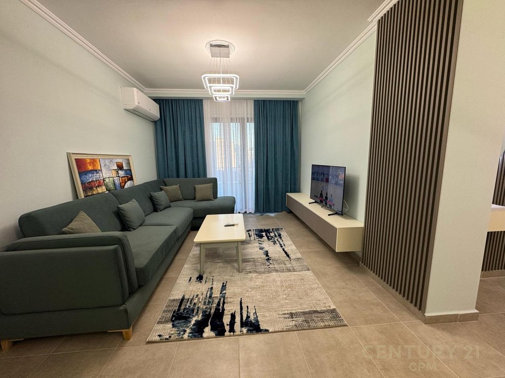 Super Apartment 2+1+2, near the Train Station, beginning of New Boulevard!
