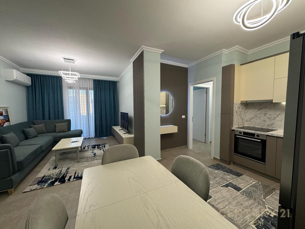 Super Apartment 2+1+2, near the Train Station, beginning of New Boulevard!