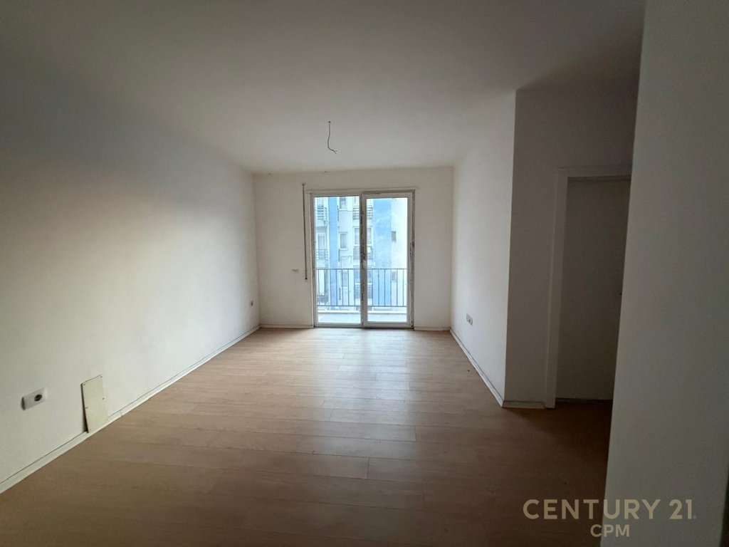 Apartment 2+1+ Parking Space For Sale on Kavaja Street