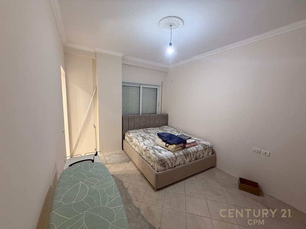 Apartment 3+1+2 +80m Veranda For sale in Fresku, Tirana