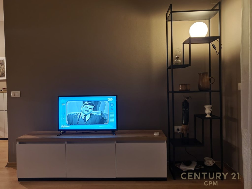 Apartment 1+1 for rent at Kontakti, 21 Dhjetori, Tirana - 550€