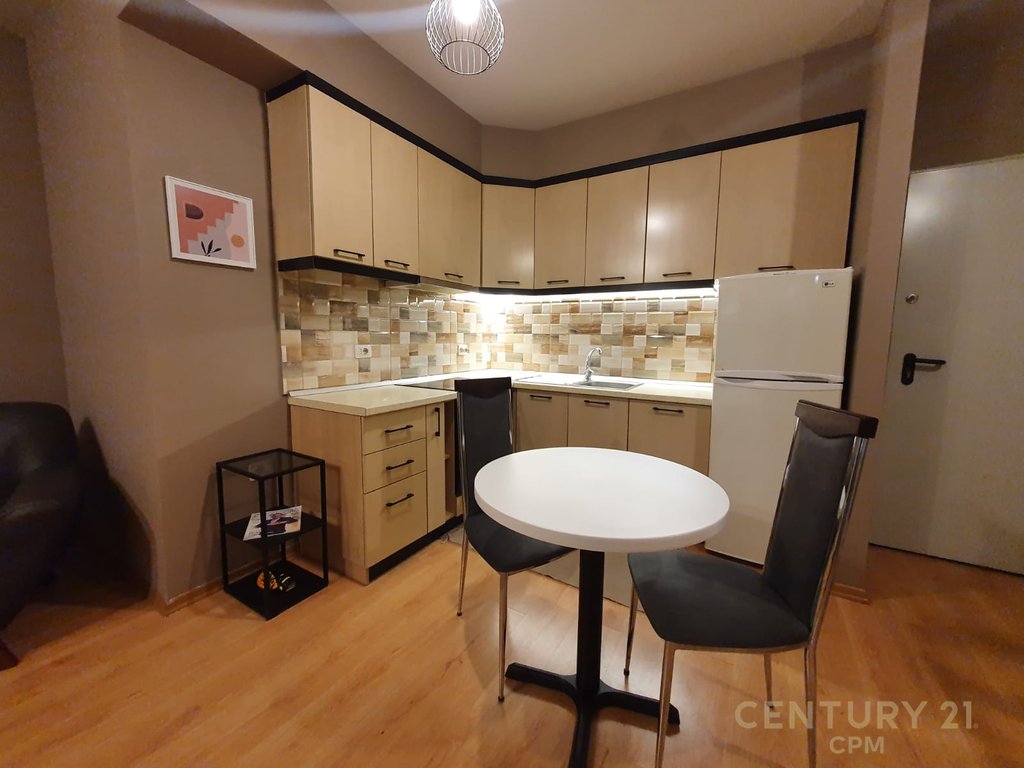Apartment 1+1 for rent at Kontakti, 21 Dhjetori, Tirana - 550€