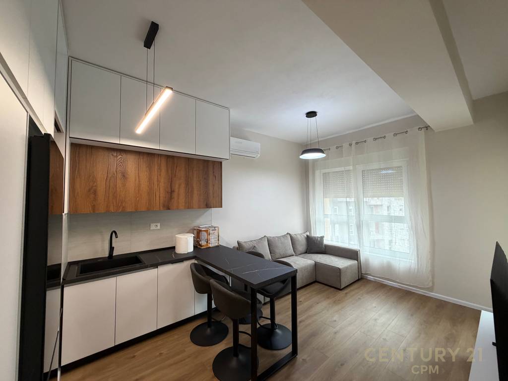 APARTAMENT 1+1 PËR SHITJE NË REZIDENCËN KADIU, ALI DEMI!
