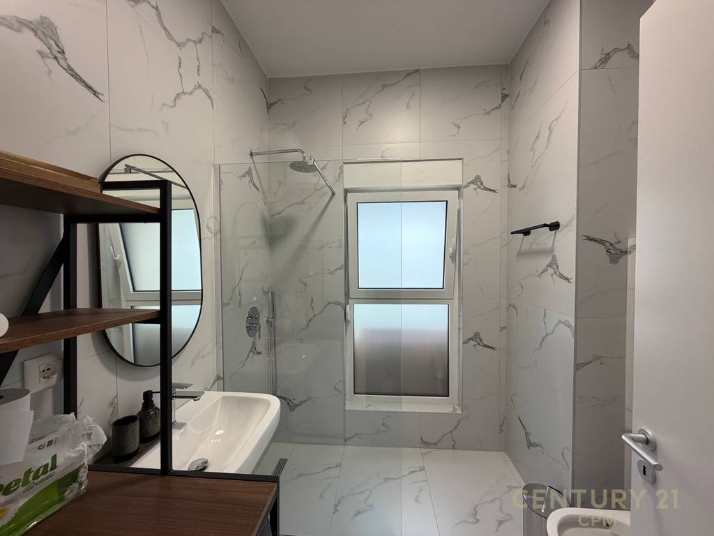 APARTAMENT 1+1 PËR SHITJE NË REZIDENCËN KADIU, ALI DEMI!