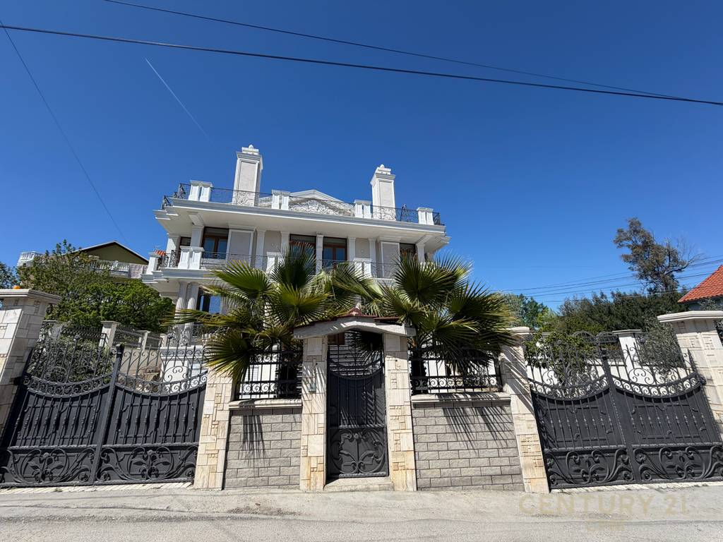 Villas for sale in Sauk!