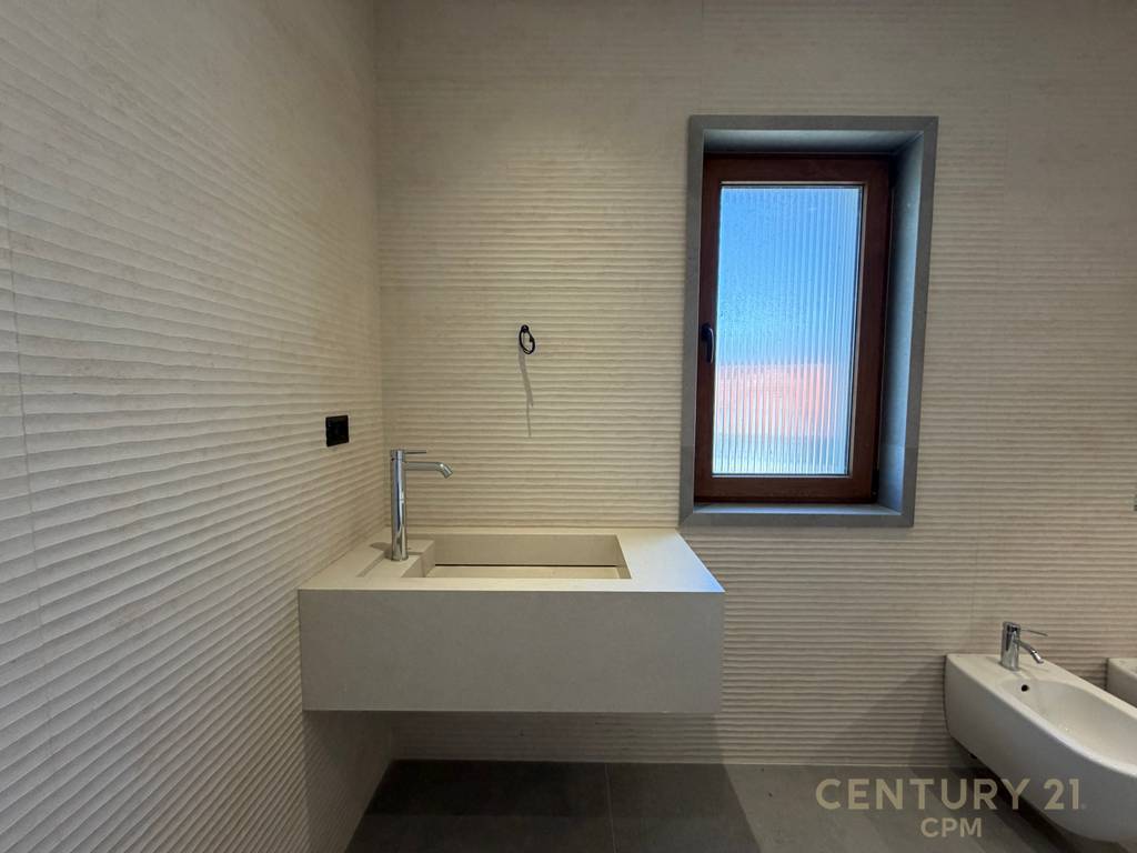 Villas for sale in Sauk!