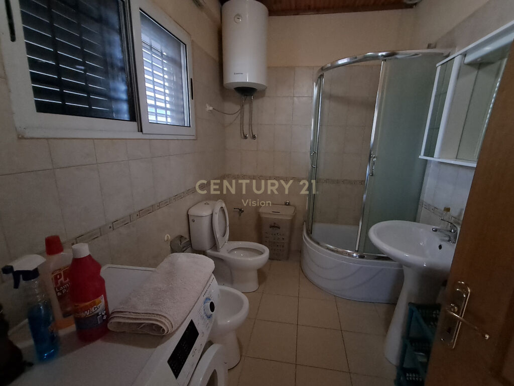 2-storey villa + Land for sale in Ndoc Mazi neighborhood, Shkodër 500 m²