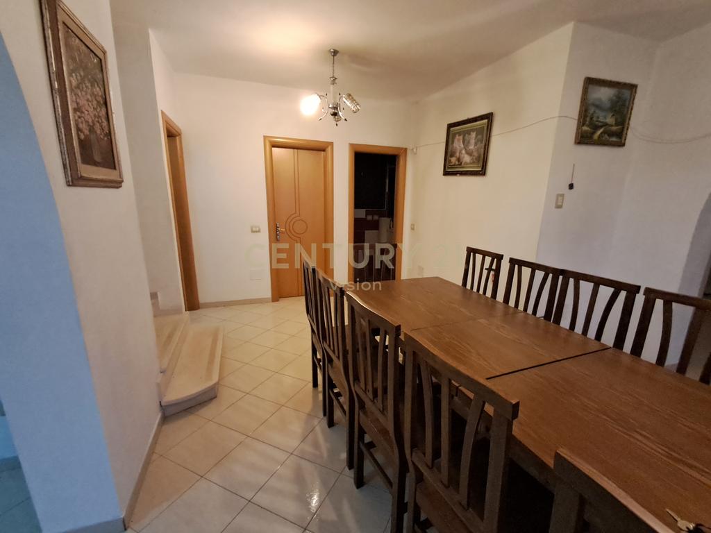 4-Storey Villa + land for rent in the center of Shiroka - 1000 m²