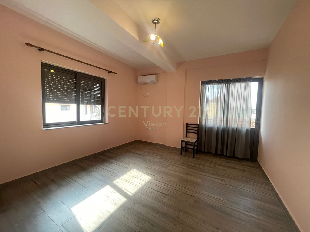 3+1 Apartment for Rent in the Center, Shkodër | 120 m²