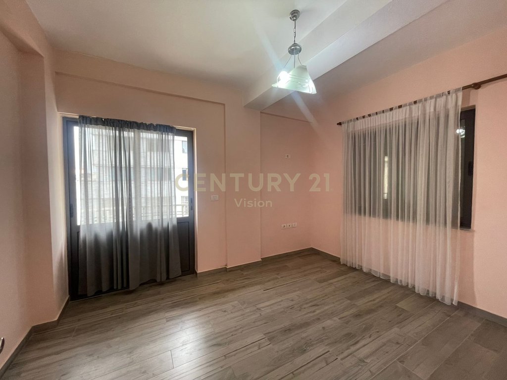 3+1 Apartment for Rent in the Center, Shkodër | 120 m²