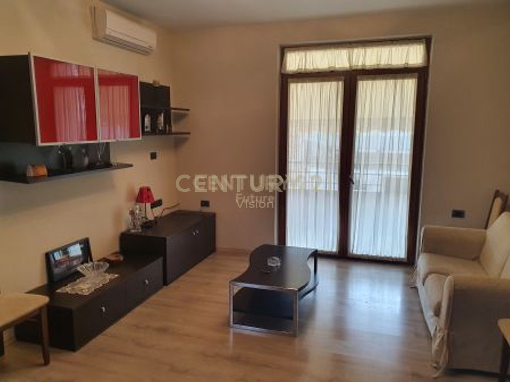 3-story villa for sale near Regional Hospital, Shkodër - | 265 m²