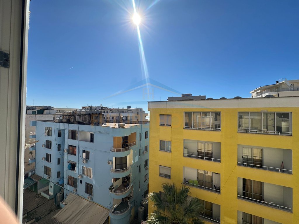 We rent a 1+1 apartment, Beach, Pelikani Pastry, Durres