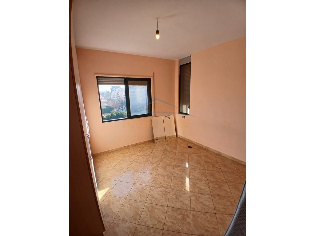 Disponojmë Apartament 2+1 për shitje, Plazh, Durrés iliria